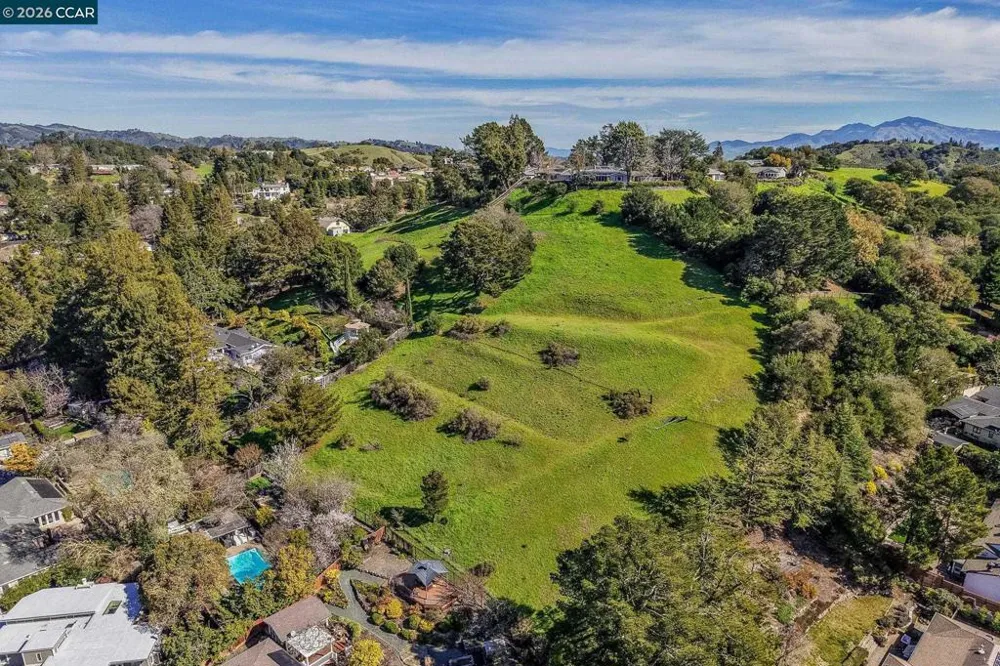 Park Lane Dr Orinda, CA 94563