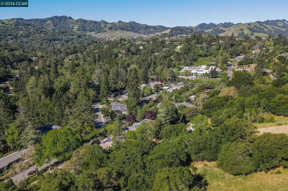 Park Lane Dr Orinda, CA 94563