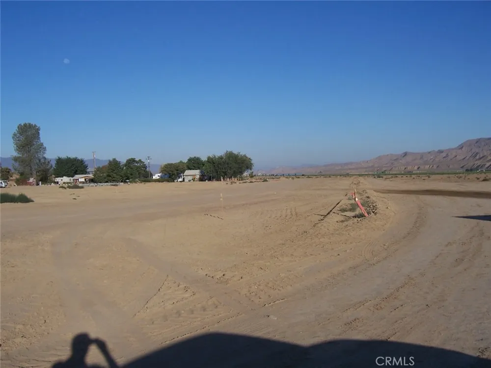 BELL ROAD New Cuyama, CA 93254
