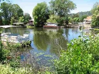555 Keys Boulevard Clearlake Oaks, CA 95423