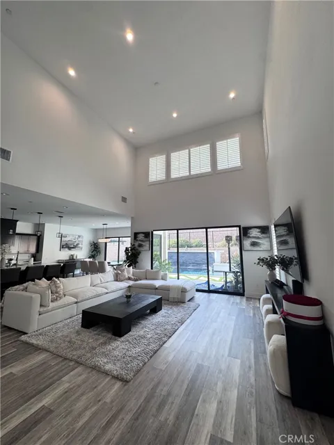 20551 W Hummingbird Court