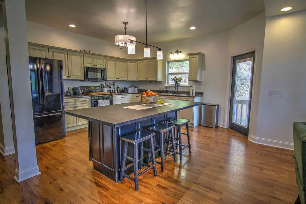 145 Bell Lake Drive Trenton, GA 30752