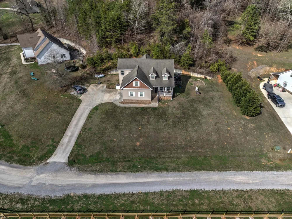 145 Bell Lake Drive Trenton, GA 30752