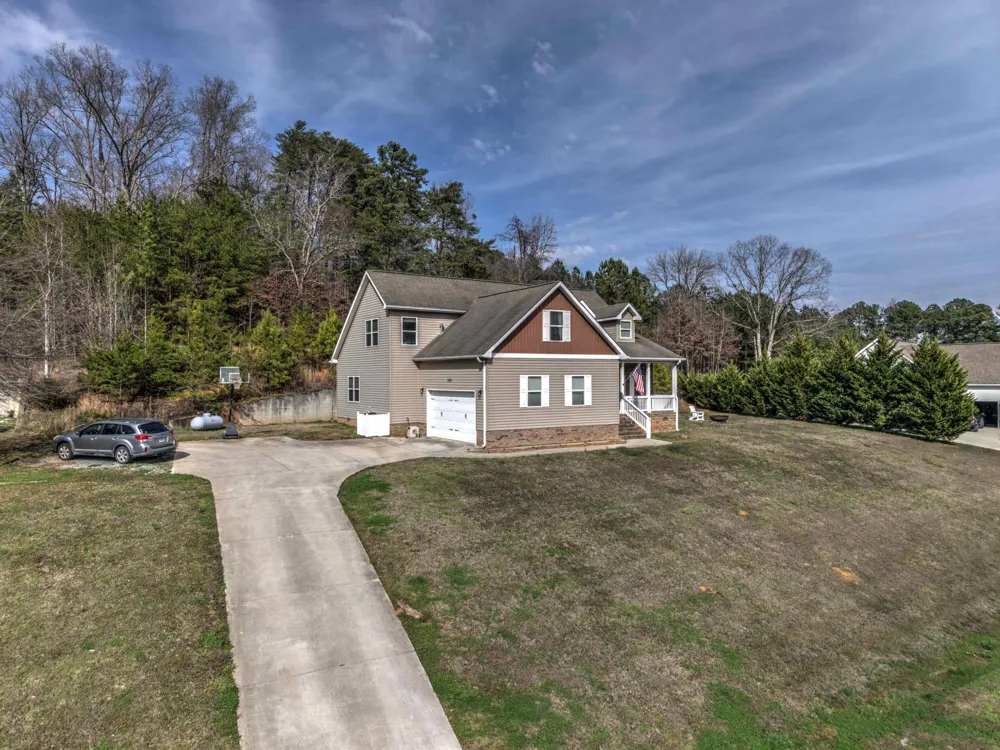 145 Bell Lake Drive Trenton, GA 30752