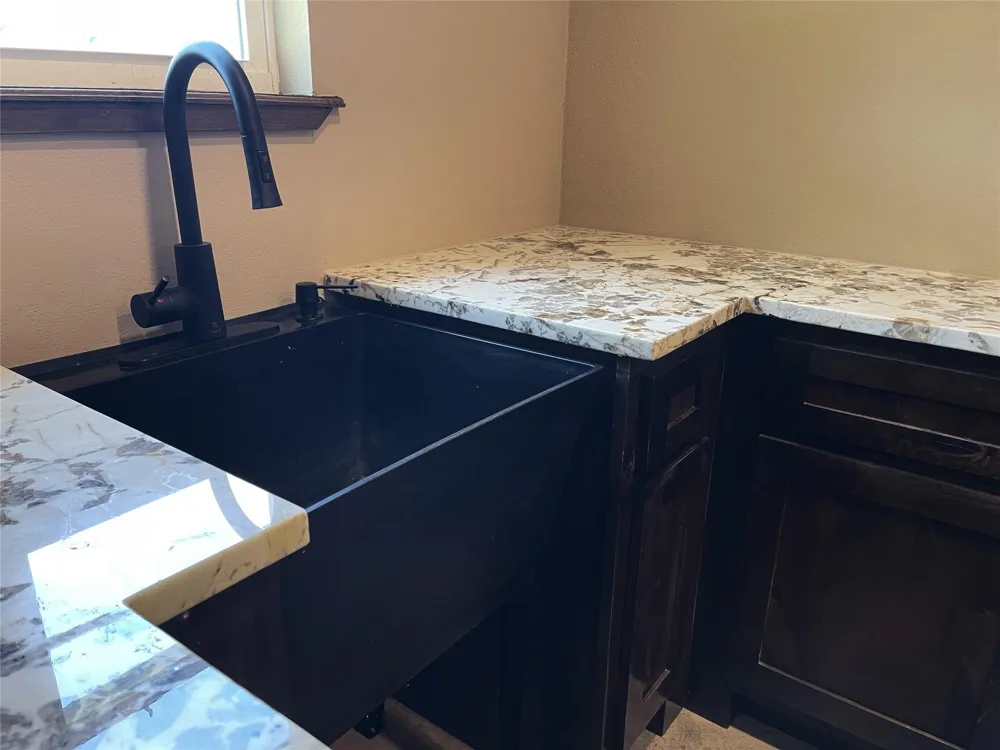 218 Fm 80 S Teague, TX 75860