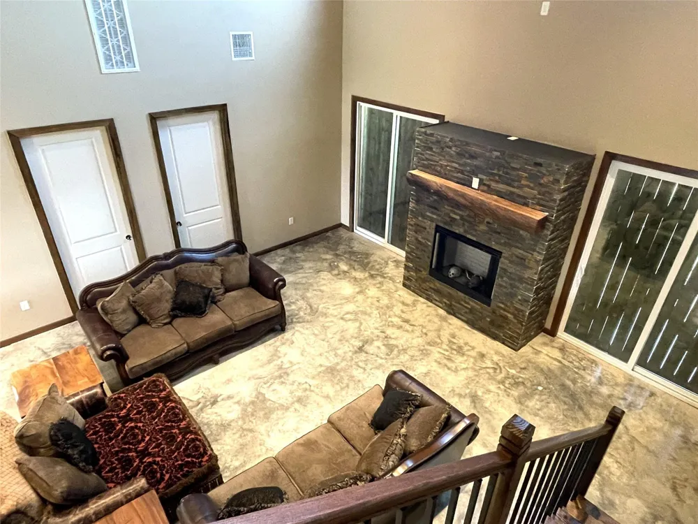 218 Fm 80 S Teague, TX 75860