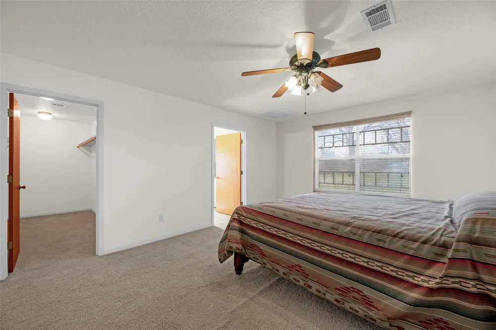 8439 Fm 442 Boling, TX 77420