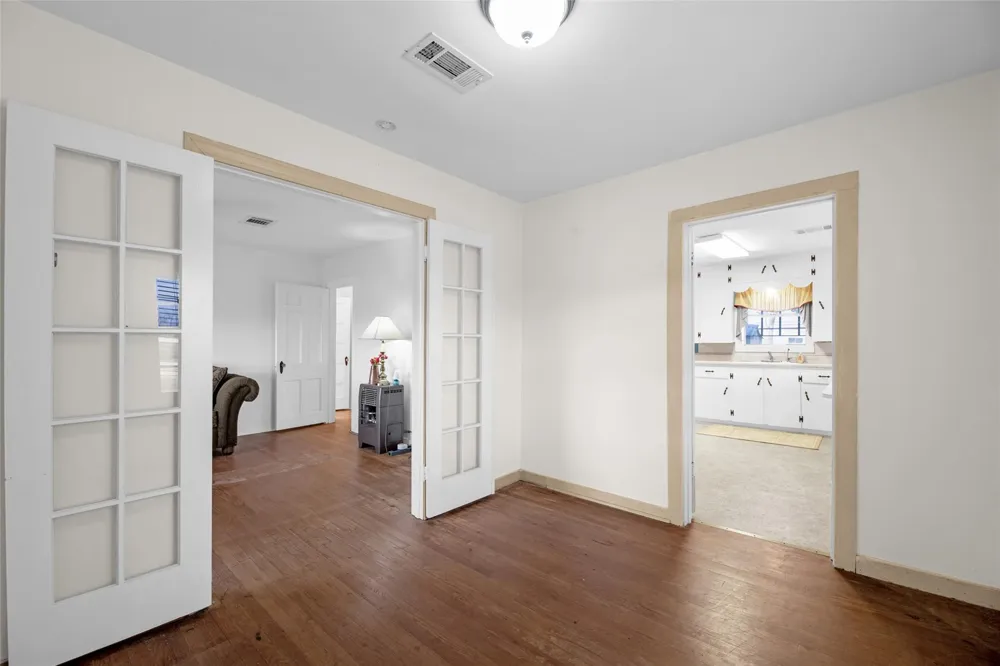 8439 Fm 442 Boling, TX 77420