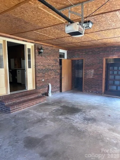 325 Tater Hill Road Zionville, NC 28698