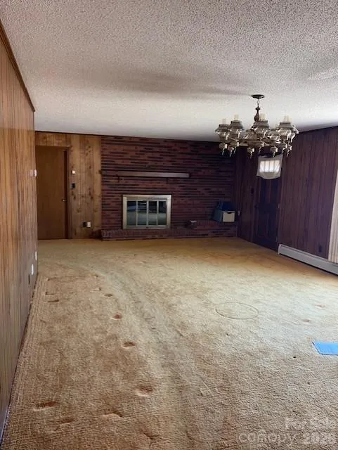 325 Tater Hill Road Zionville, NC 28698