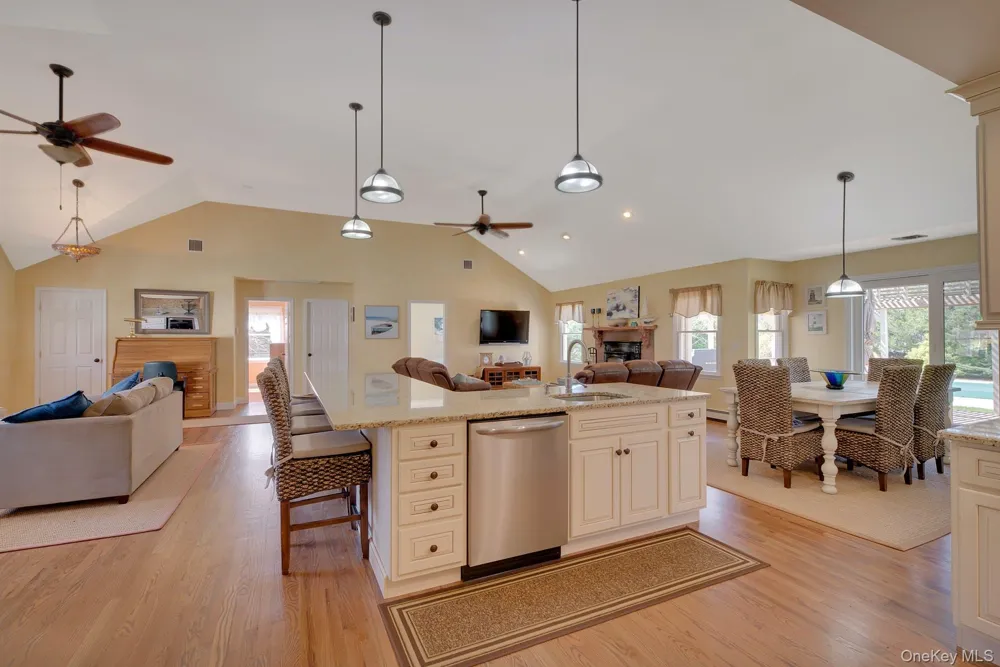 3045 Rocky Point Road East Marion, NY 11939