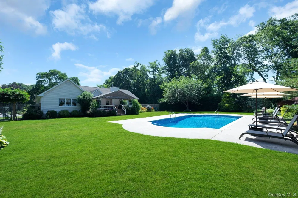 3045 Rocky Point Road East Marion, NY 11939