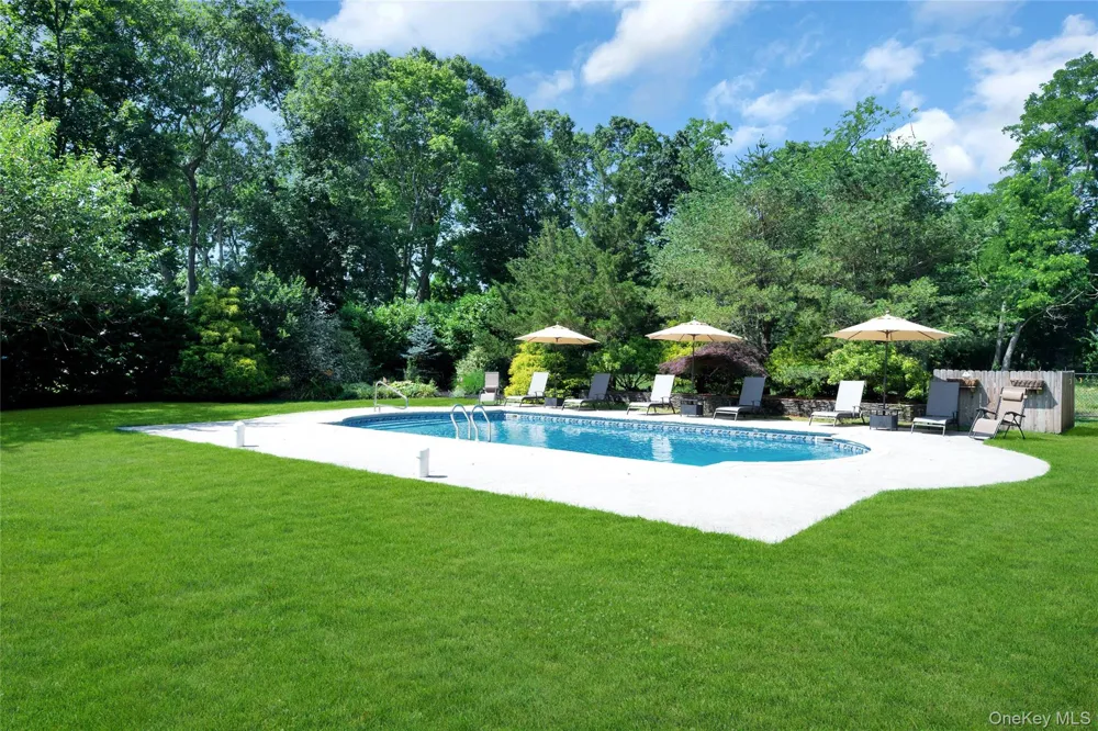 3045 Rocky Point Road East Marion, NY 11939
