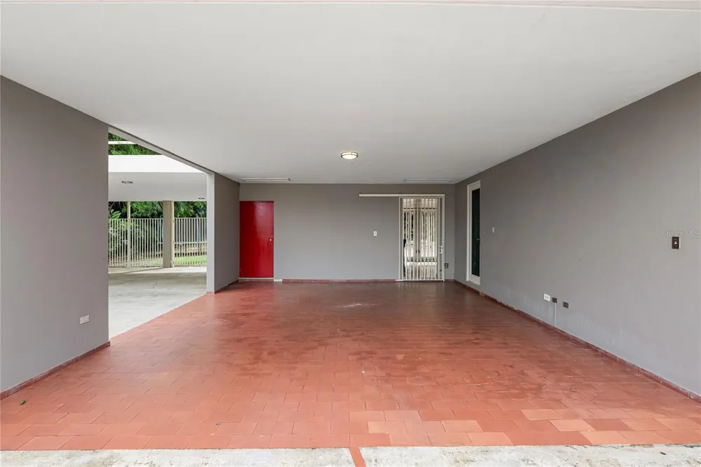 2 CALLE 2 TINTILLO HILLS #606 Guaynabo, PR 00966