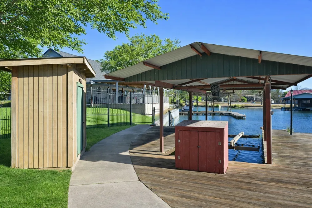 114 Shady Circle Drive Sunrise Beach Village, TX 78643