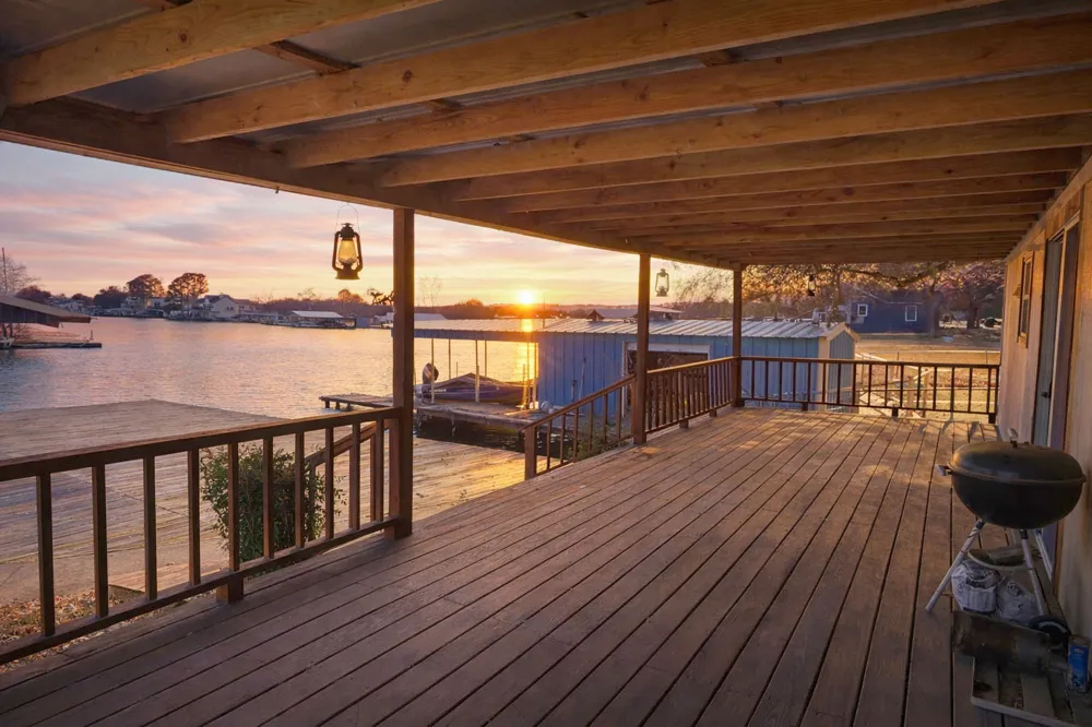 114 Shady Circle Drive Sunrise Beach Village, TX 78643