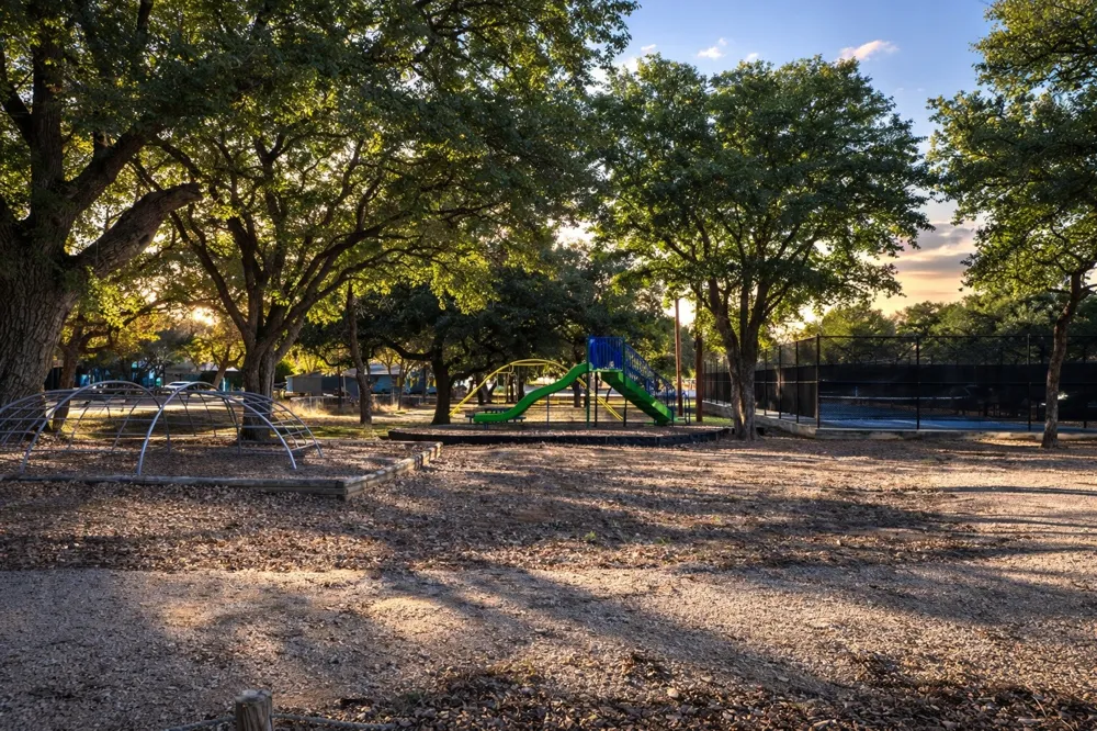 114 Shady Circle Drive Sunrise Beach Village, TX 78643