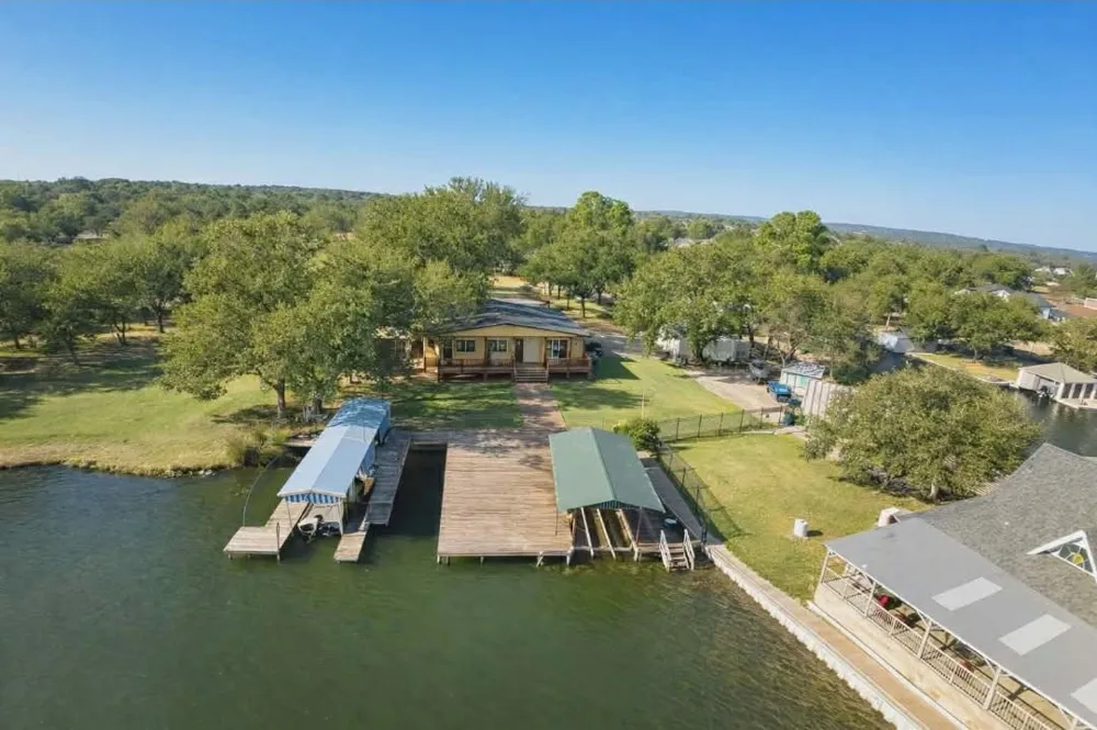 114 Shady Circle Drive Sunrise Beach Village, TX 78643