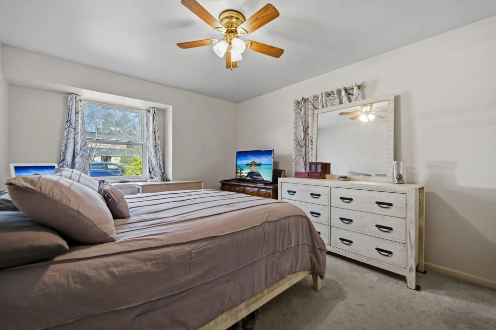 400 Dora Street Cleveland, TX 77328