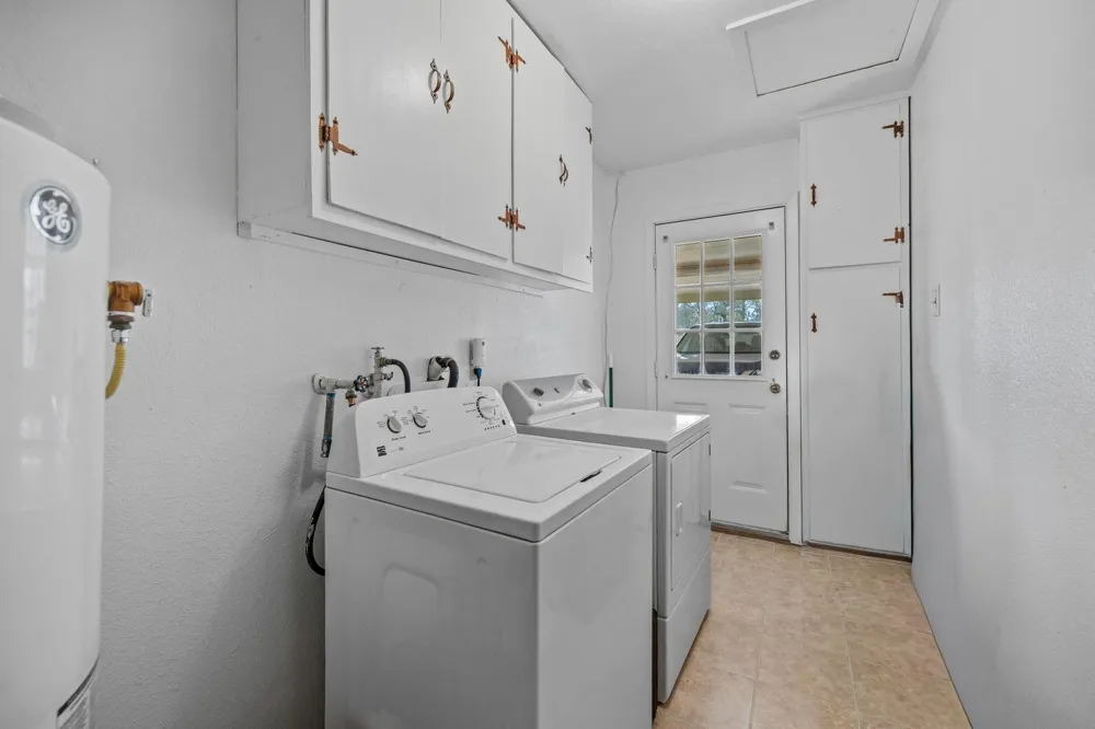 400 Dora Street Cleveland, TX 77328