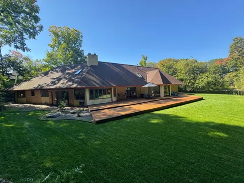 1000 Heritage Lane