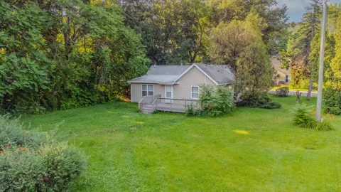 5935 Sawyer Road