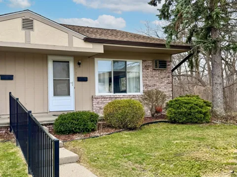 25225 Potomac Drive #8