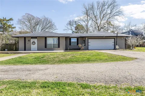 743 Royal Road
