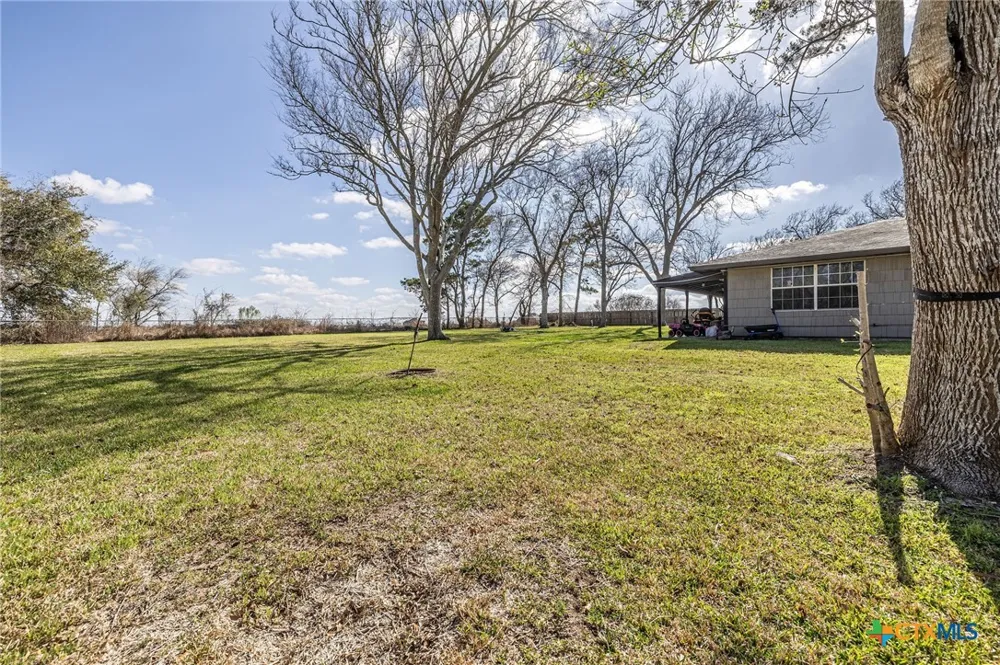 743 Royal Road Port Lavaca, TX 77979