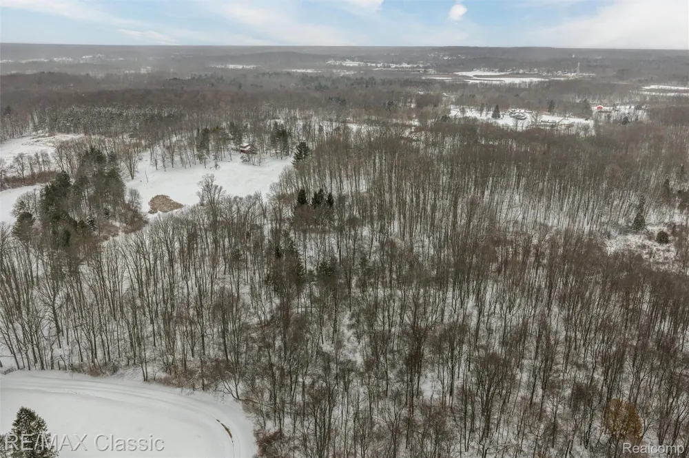 3737 Rock Valley Dryden Township, MI 48455