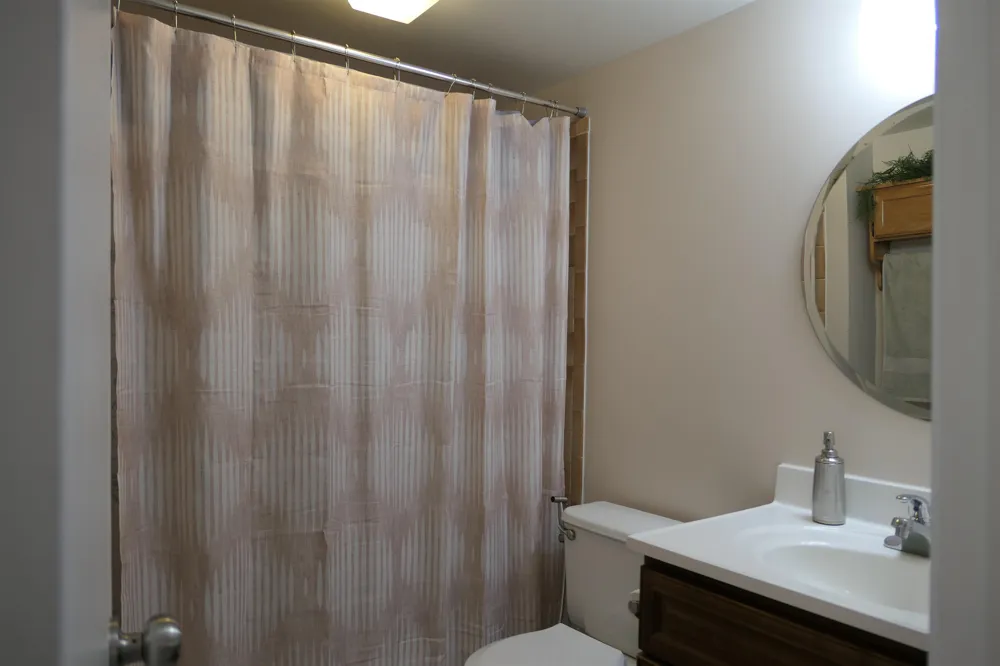 205 E Jolly Road Lansing City, MI 48910