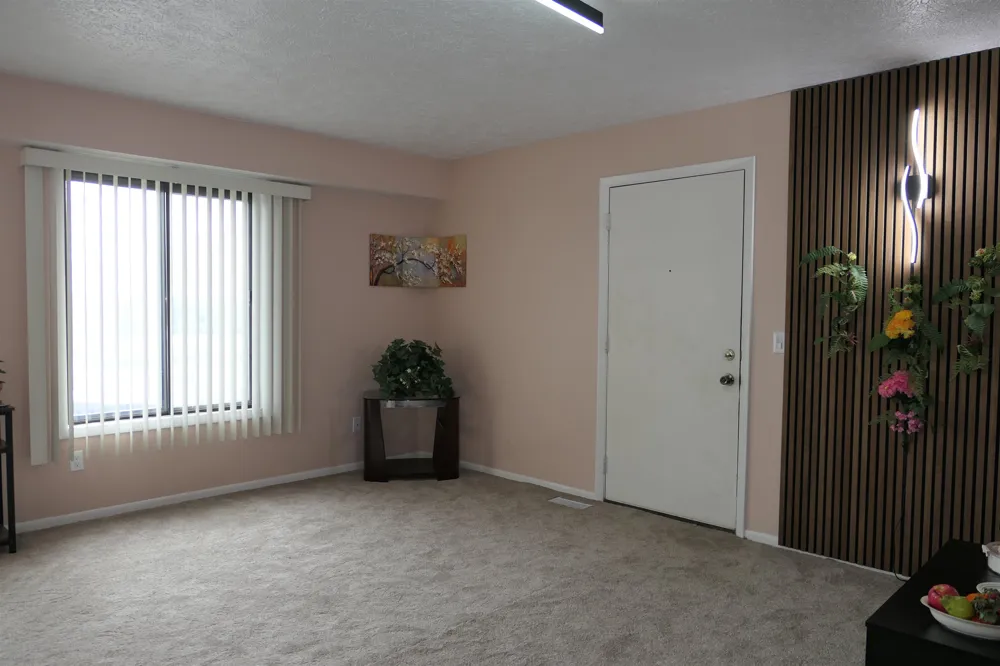 205 E Jolly Road Lansing City, MI 48910