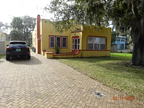 112 Fox Place