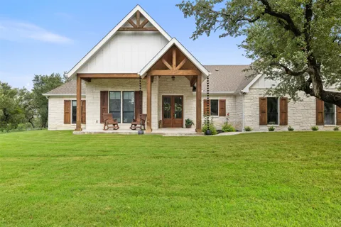 210 Levon Lane