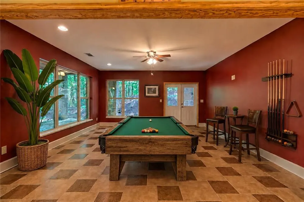 876 WHITETAIL TRAIL Clayton, GA 30525