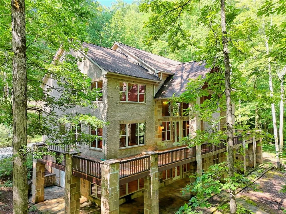 876 WHITETAIL TRAIL Clayton, GA 30525