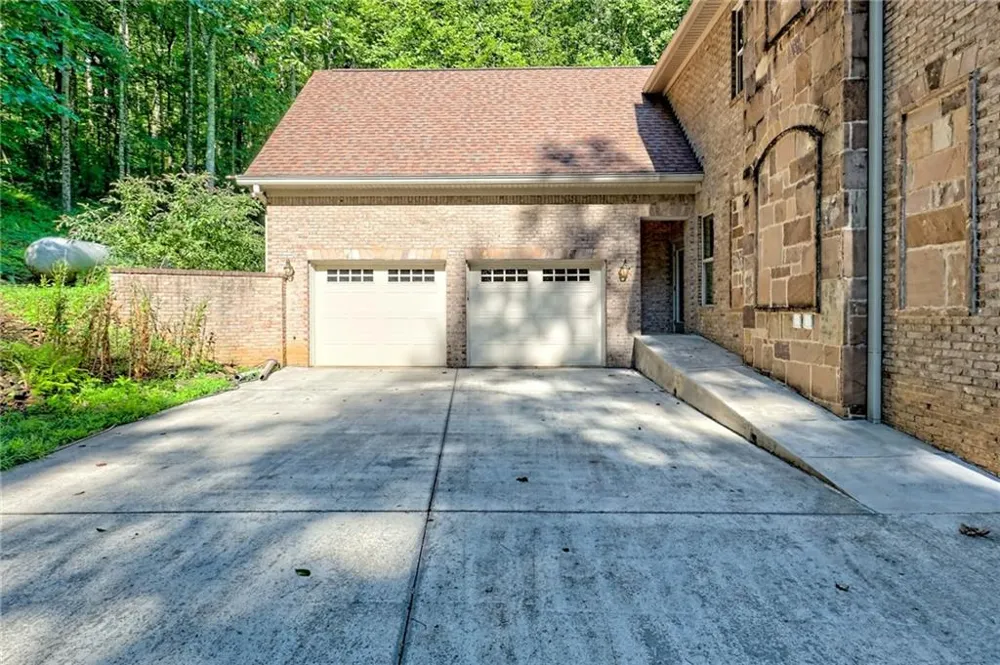 876 WHITETAIL TRAIL Clayton, GA 30525