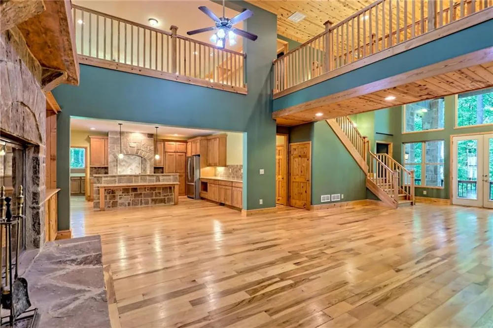 876 WHITETAIL TRAIL Clayton, GA 30525