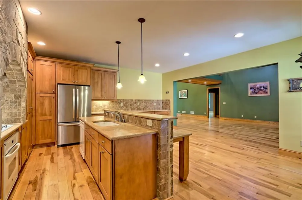 876 WHITETAIL TRAIL Clayton, GA 30525