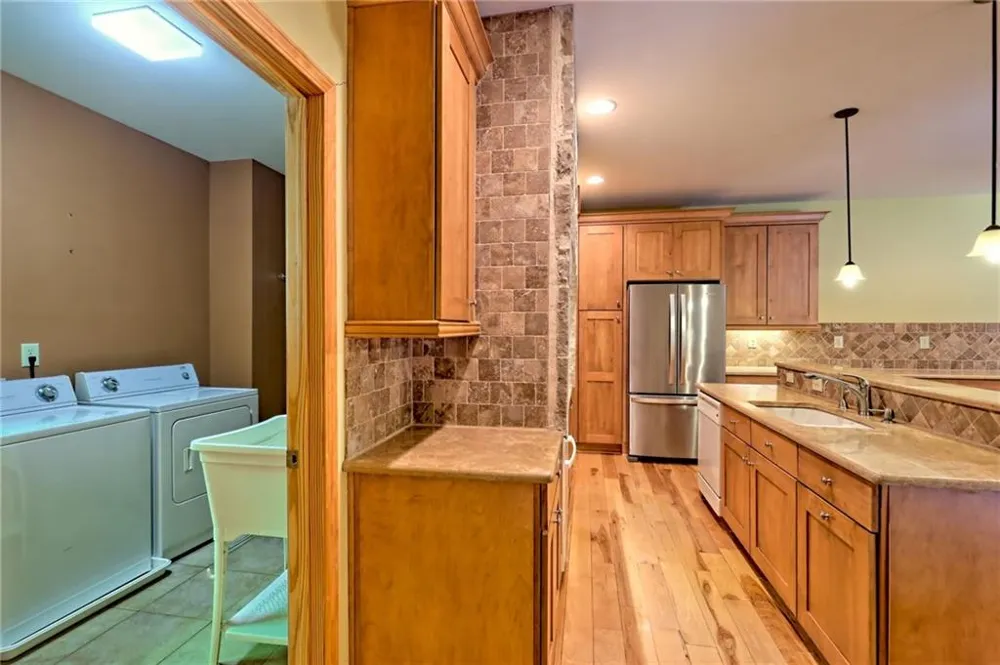 876 WHITETAIL TRAIL Clayton, GA 30525