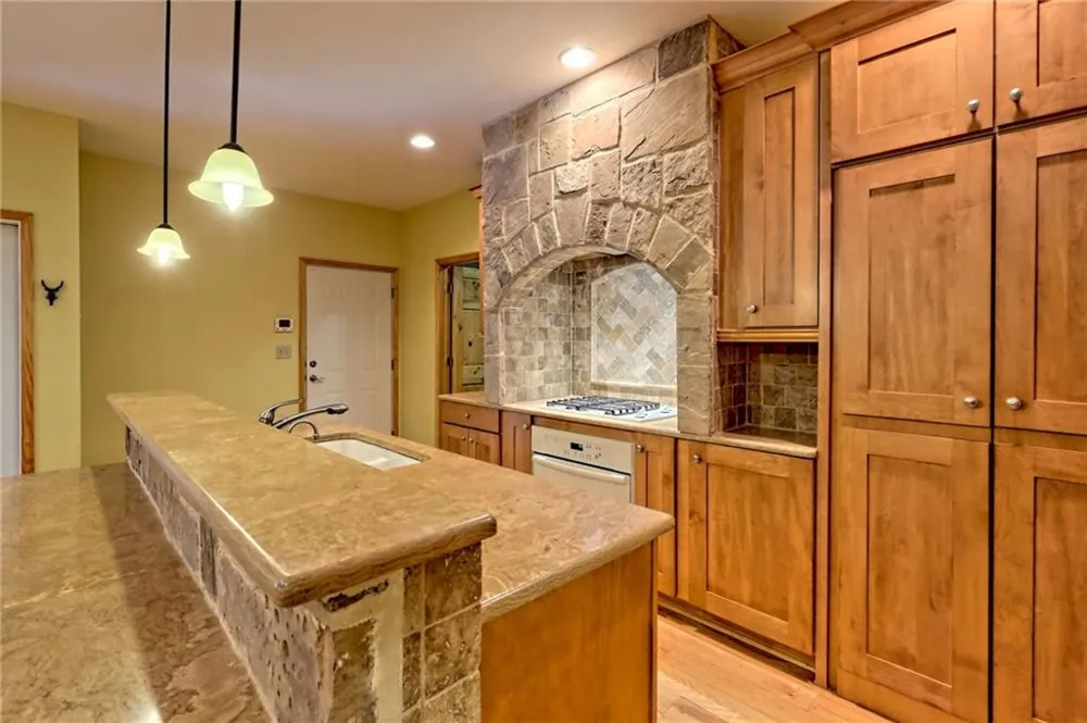 876 WHITETAIL TRAIL Clayton, GA 30525