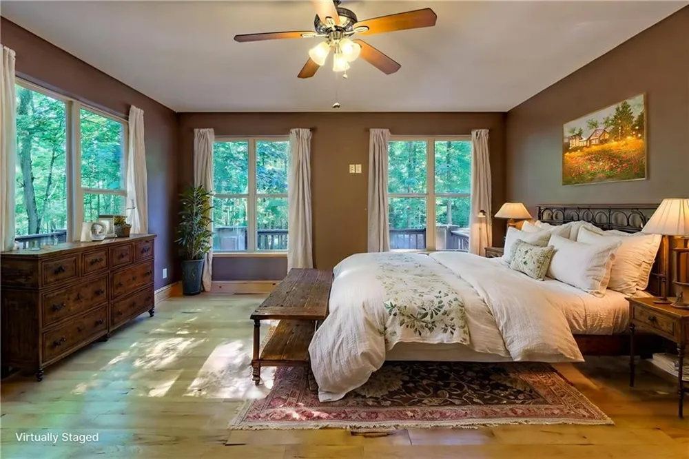 876 WHITETAIL TRAIL Clayton, GA 30525