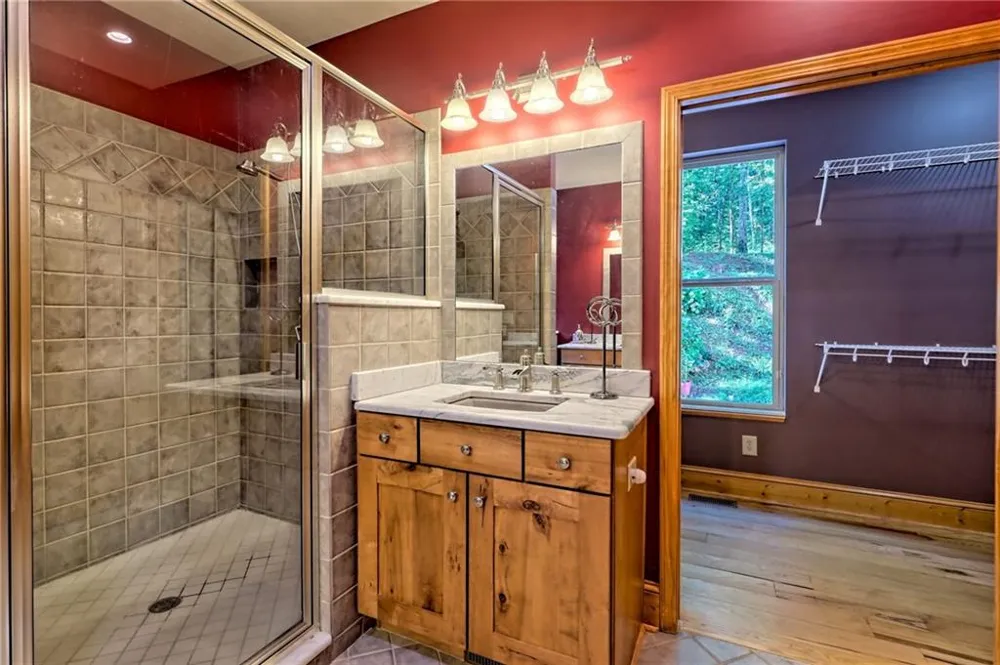876 WHITETAIL TRAIL Clayton, GA 30525