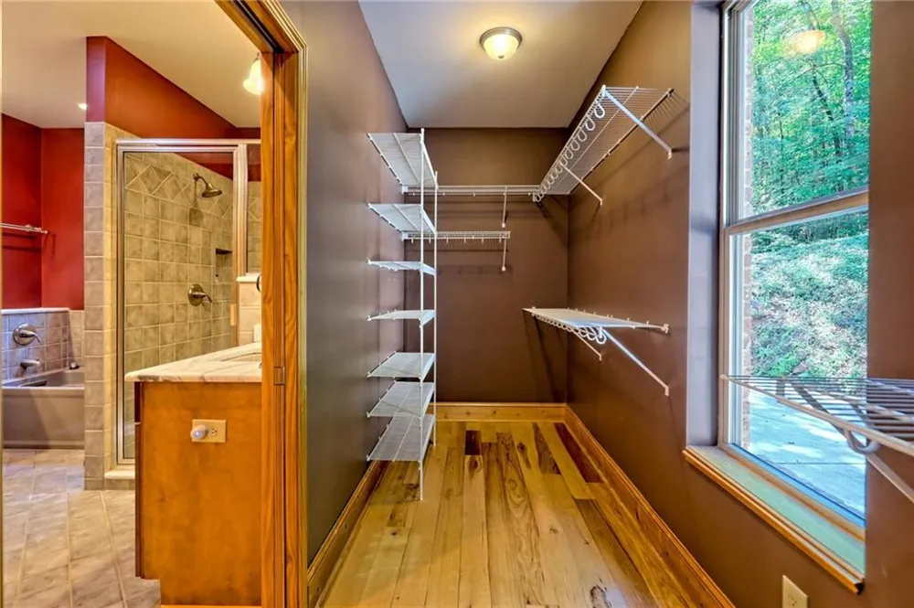 876 WHITETAIL TRAIL Clayton, GA 30525