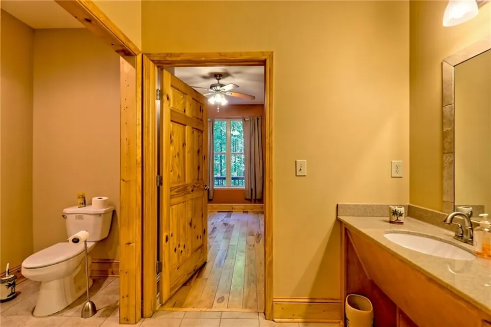 876 WHITETAIL TRAIL Clayton, GA 30525