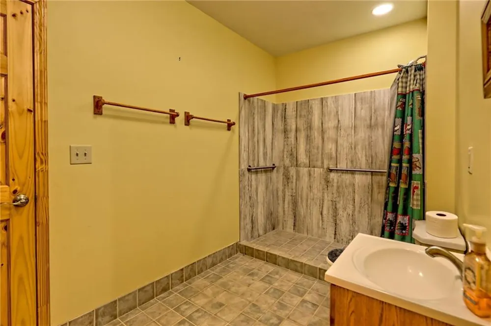 876 WHITETAIL TRAIL Clayton, GA 30525