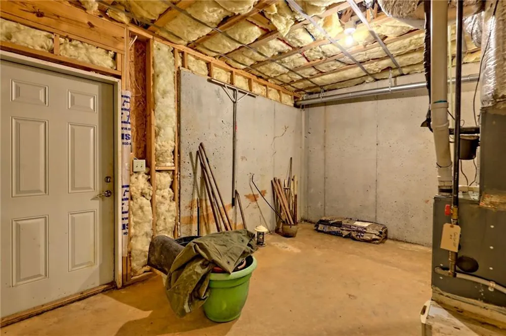 876 WHITETAIL TRAIL Clayton, GA 30525