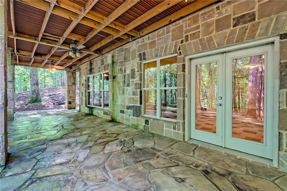 876 WHITETAIL TRAIL Clayton, GA 30525