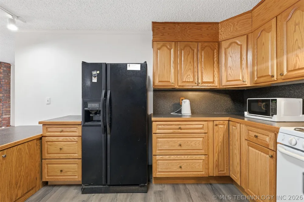 20270 S 930 ROAD W Okmulgee, OK 74447