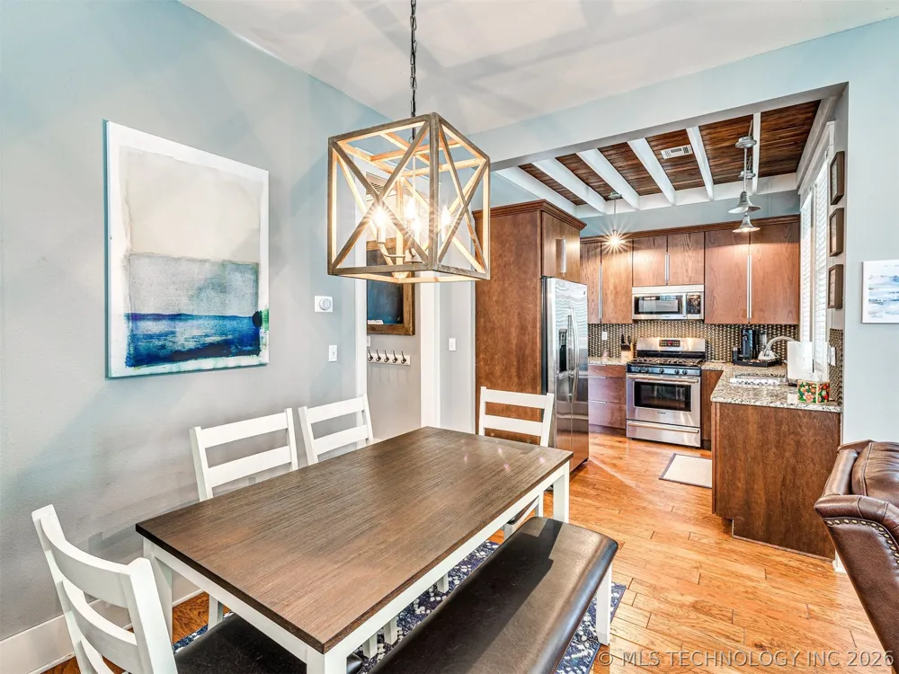39 Boardwalk Street Carlton Landing, OK 74432
